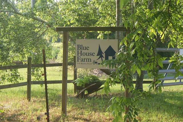 Blue House Farm Pickyourownfarm